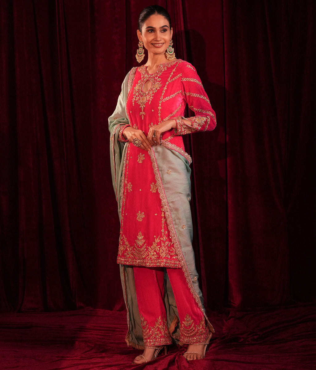 Rivayat Rani Suit Set